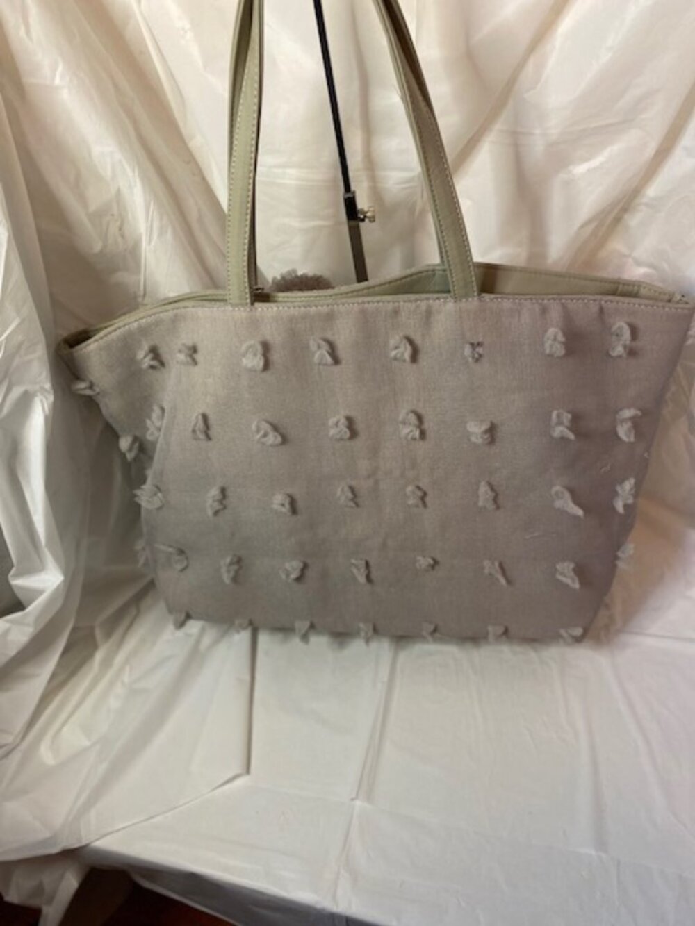 Deux Lux Large Light Gray Textured Blossom Pom-Pom Tote Bag - Picture 2 of 7
